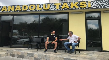 2 bin 500 doları sahibine teslim etti