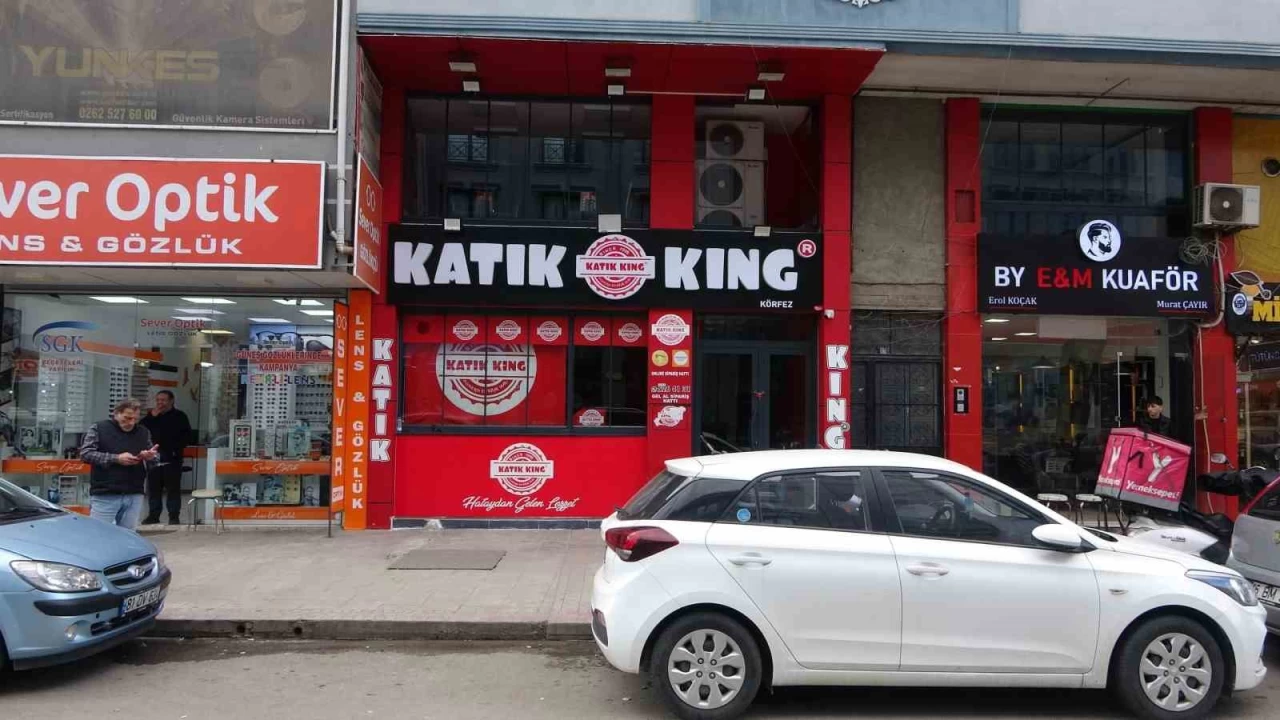 999 kiinin zehirlendii 'dner skandal' davasnda karar: Sanklar tahliye edildi