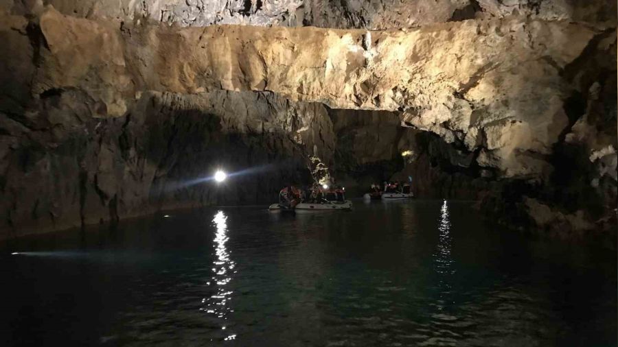 Alt�nbe�ik Ma�aras�'n� 70 bin ziyaret�i gezdi