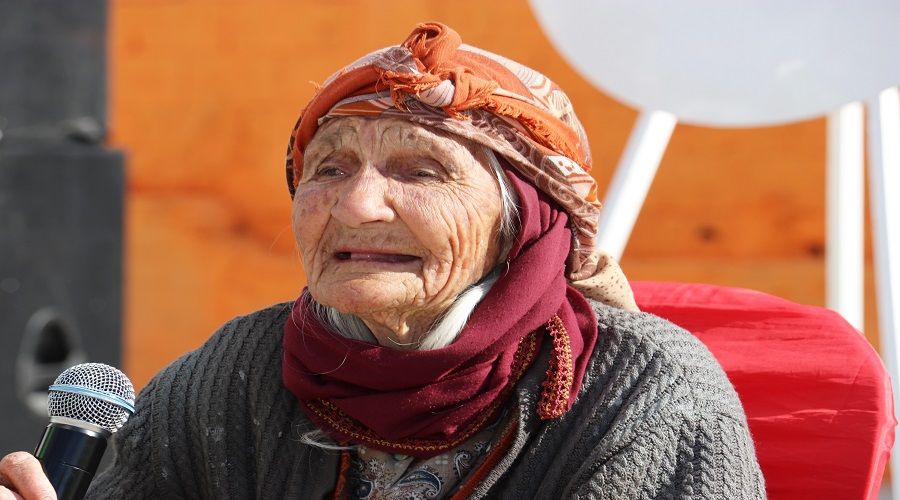 Arslank�yl� 96 ya��ndaki Nesibe ninenin vatan a�k� 