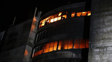 Bangladeş'te fabrika yangını: En az 52 ölü
