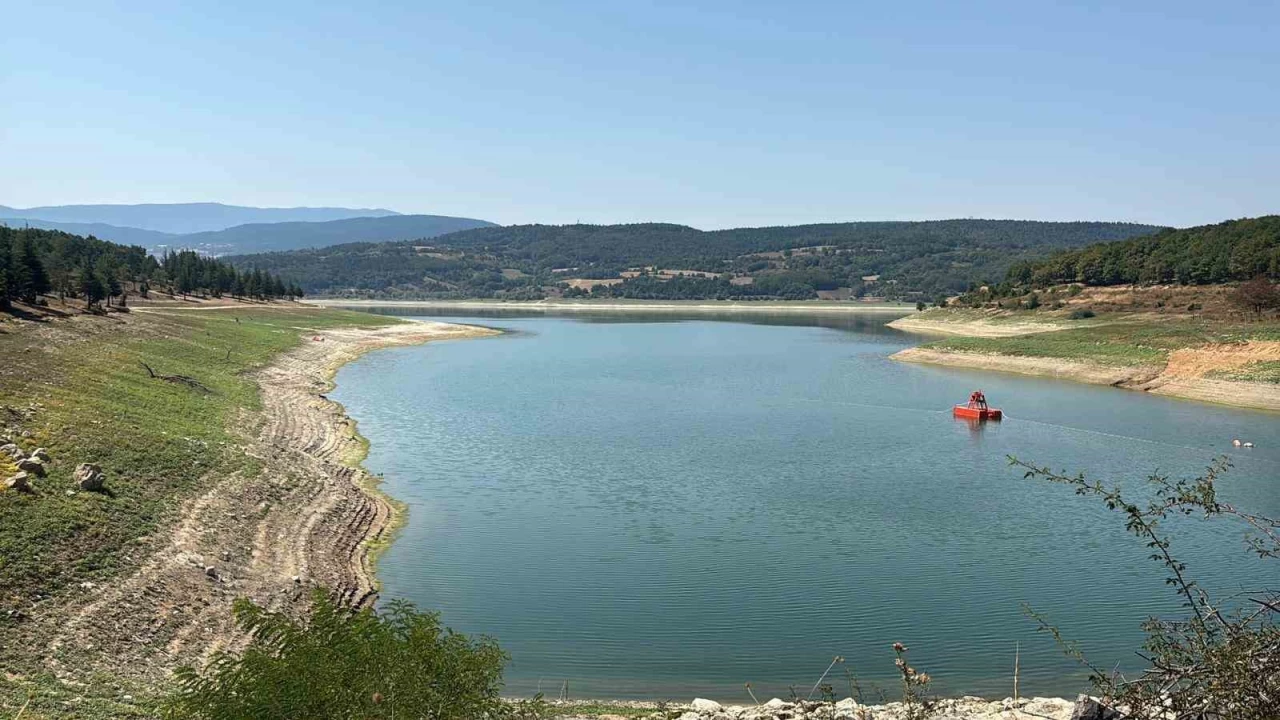 Bolu'nun i�me suyunun kar��land��� g�l, alarm veriyor