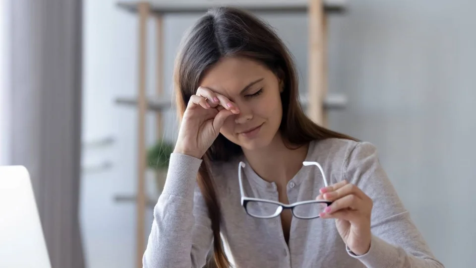 Ekran ba��ml�l��� g�zleri kurutuyor