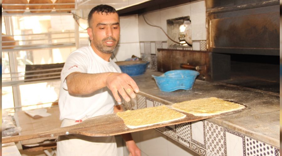 Fırıncıların 300 derecelik sıcakta oruçla imtihanı