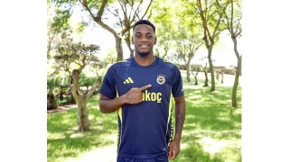 Jhon Duran: "Burada olduğum için çok mutluyum""