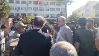 Kaymakamlk nnde cenaze eylemi