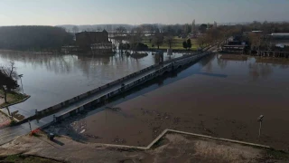 Meri� Nehri ta�t�, ovalar su alt�nda kald�