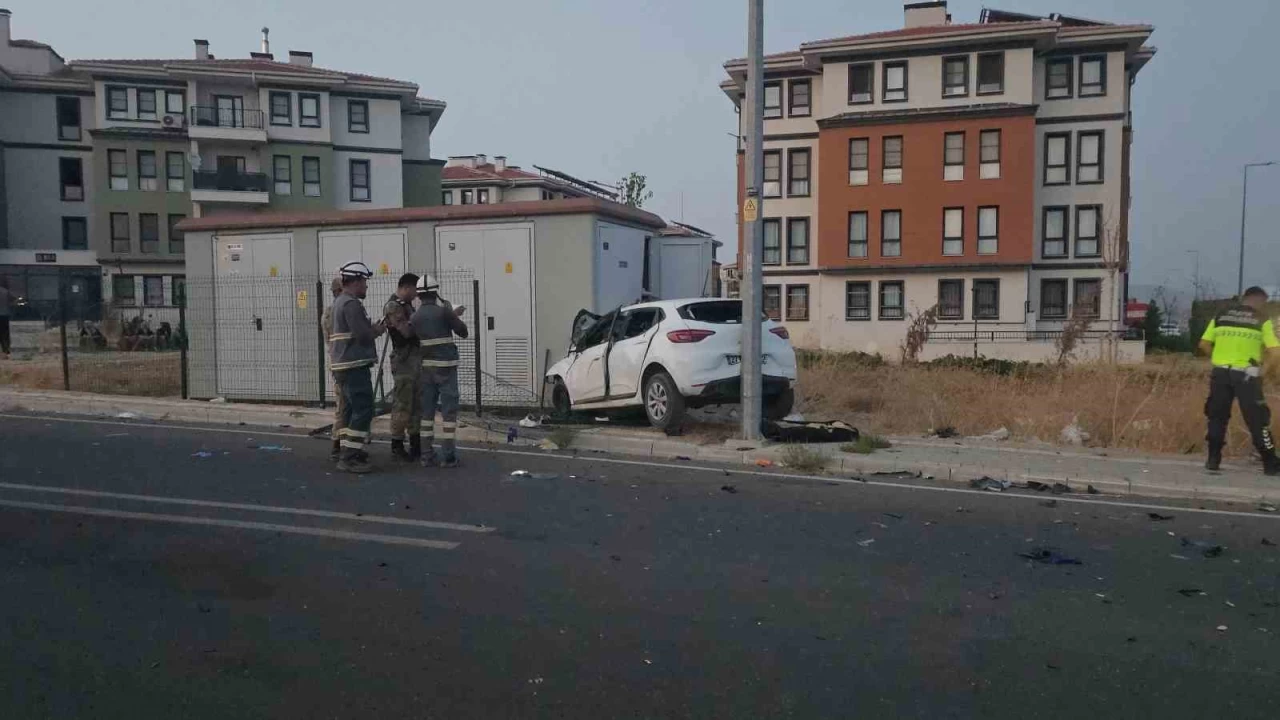 Motosiklet ile ara� �arp��t�: 1 �l�