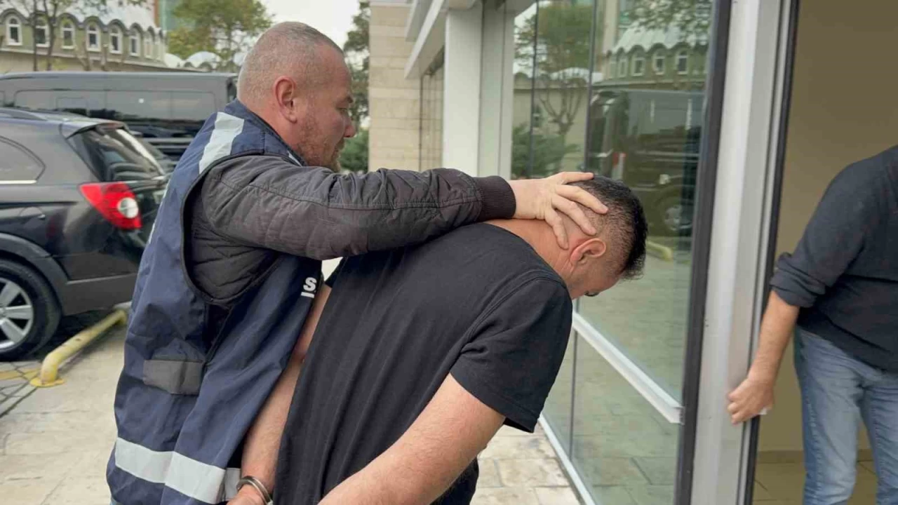 Otobüs tuvaletinde 2 kilo metamfetamin ele geçirildi