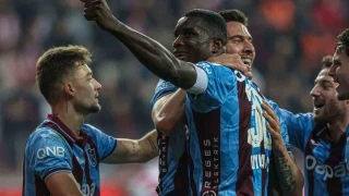 Trabzonsporlu golc�ler krall�k yar���nda zirveyi zorluyor
