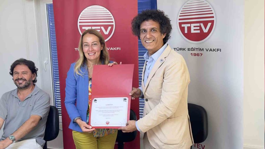 Turizm okuyan gen�ler i�in burs fonu kuruldu