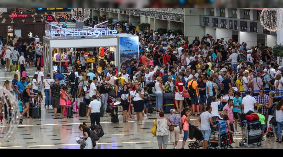 Turizm sekt�r� sezondan umutlu