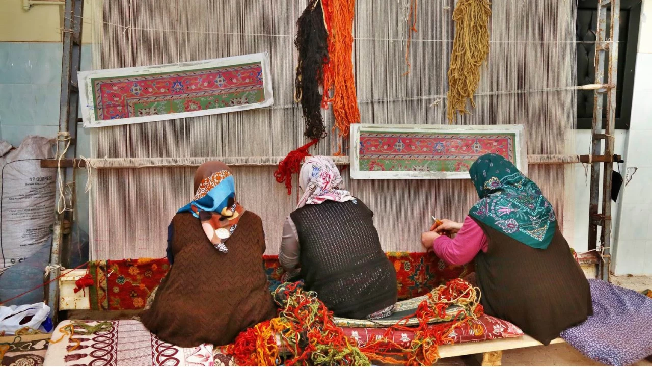 Trkiyede dokumaclk: Tarihsel derinlikten kresel rekabete