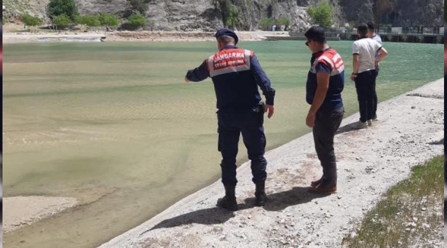 Bal�k �l�mlerine dereye s�zan s�v� beton neden olmu�
