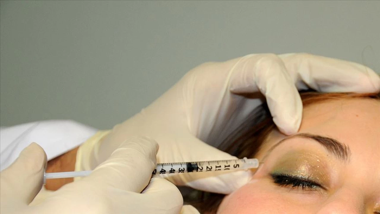 Botoksun sağlığa zararları saymakla bitmiyor