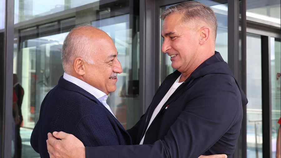 Büyükekşi: Stefan Kuntz ile yola devam edeceğiz