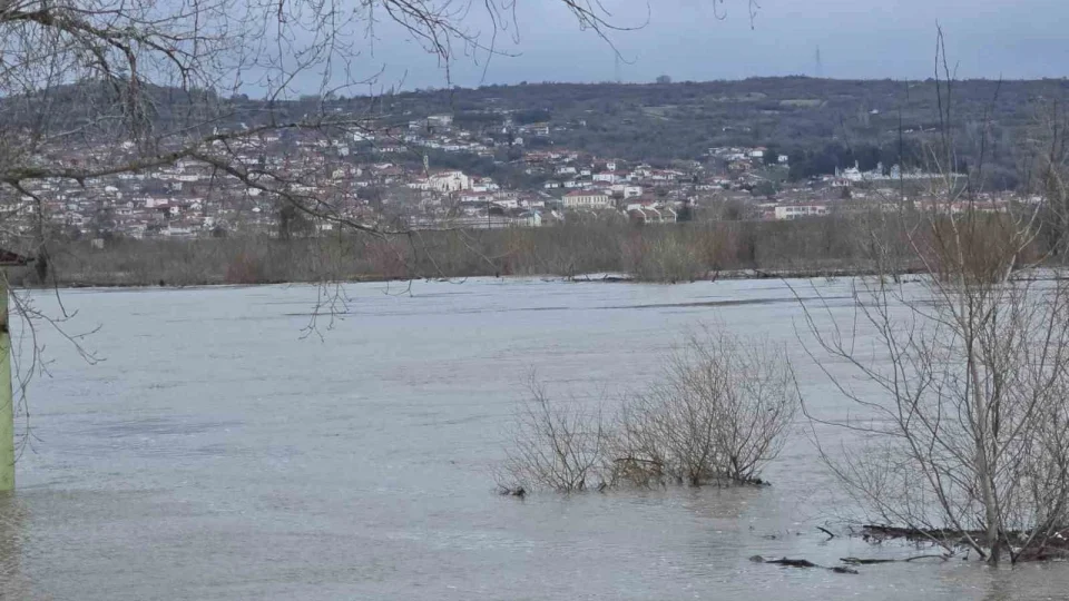 Edirne'de ta�k�n riski merkezde azald�