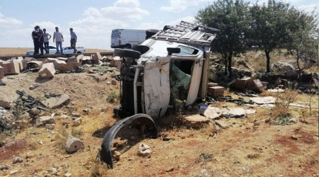 Hatalı sollama kaza getirdi: 2 ölü