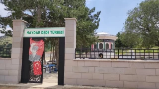 Haydar Sultan Türbesi: Hoca Ahmet Yesevi'nin oğlu olduğuna inanılır