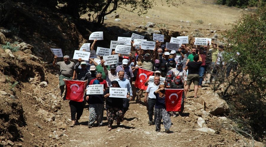 'Mafya de�il halk�z, k�yl� topra��na sahip ��k' 