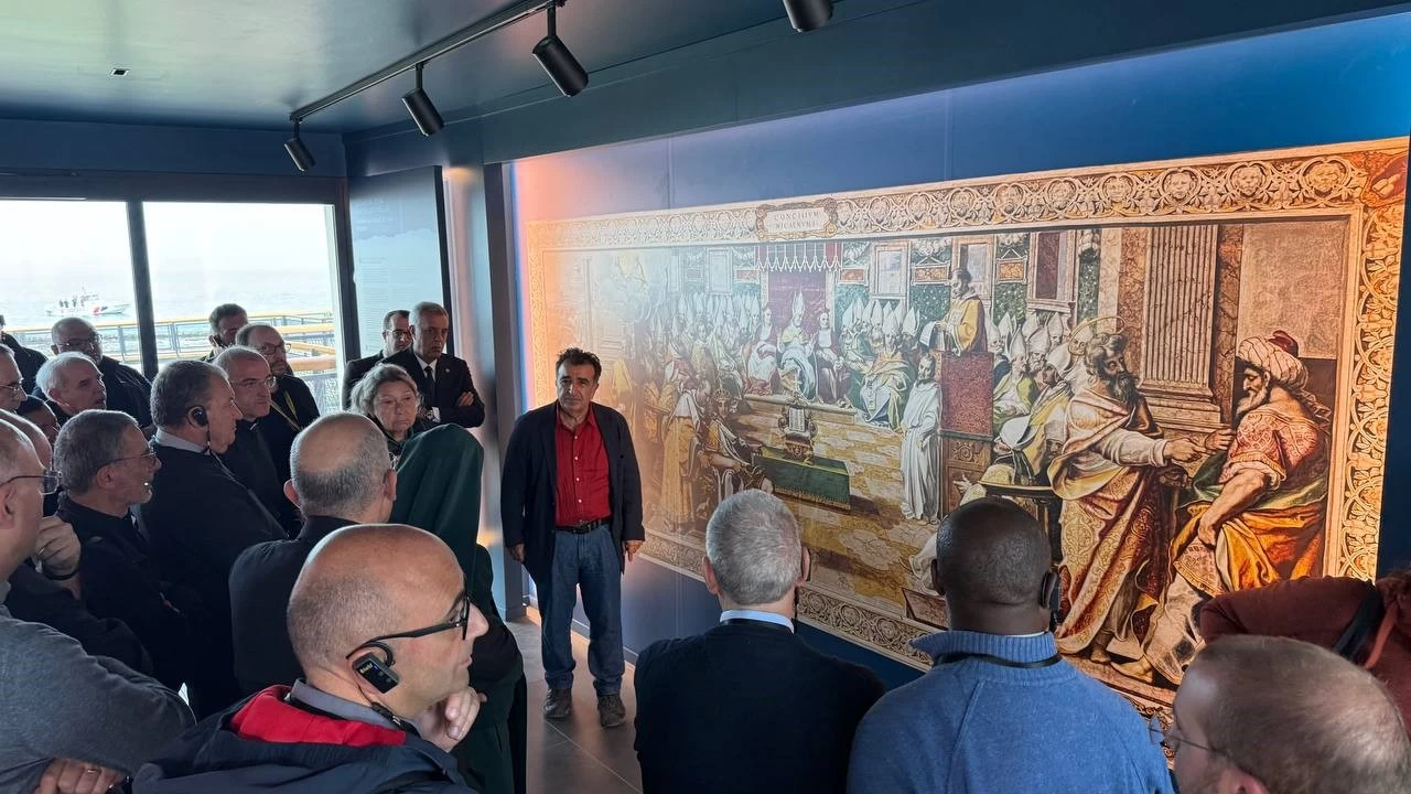 Papa vekili İznik'te