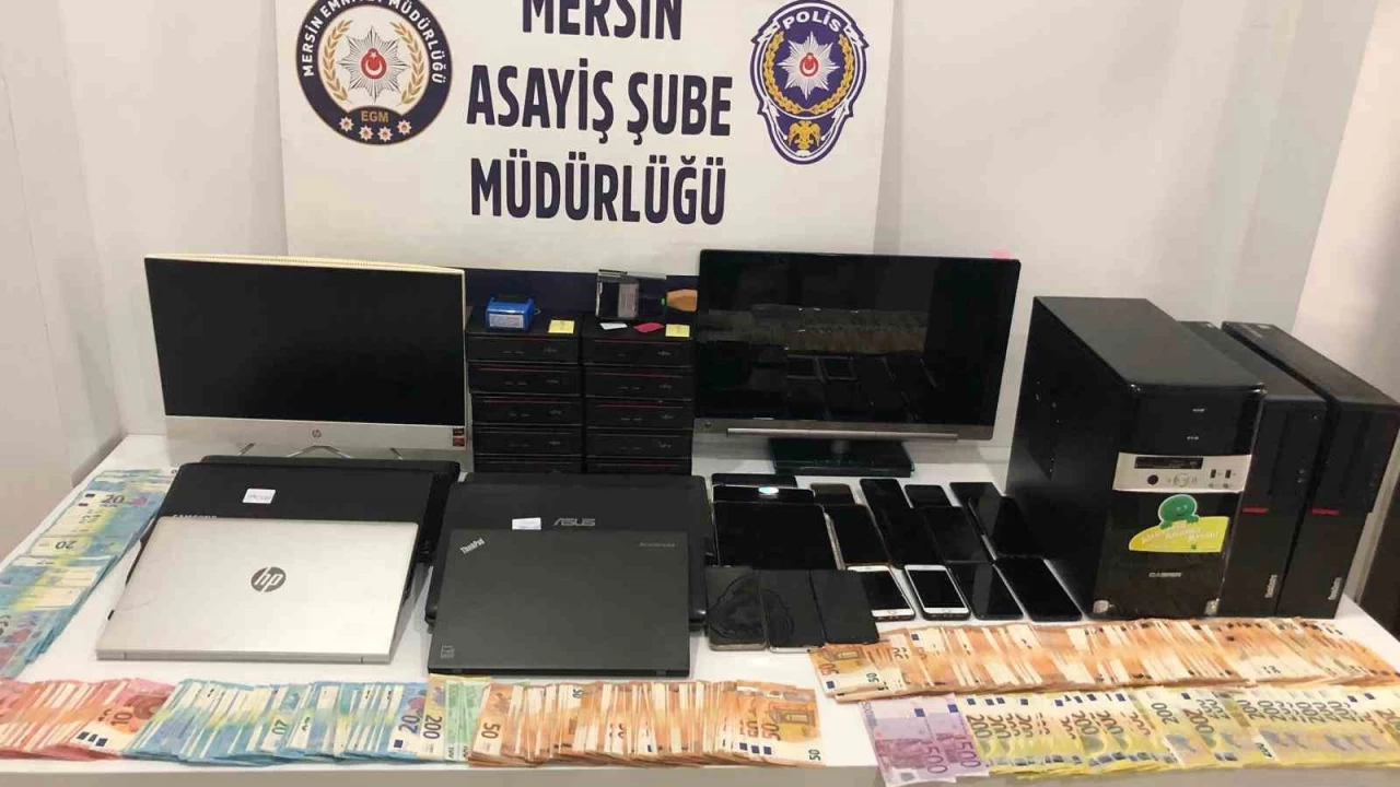 Türkiye'de çağrı merkezi kurup Almanları dolandırmışlar