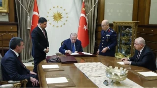 29 generalin görev süreleri 1 yıl uzatıldı
