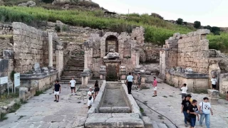 Antalya'ya 10 ayda 16 milyon turist geldi