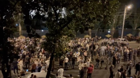 Ermenistan'da Paşinyan'a istifa sesleri