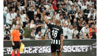Joao Mario gollerine devam ediyor