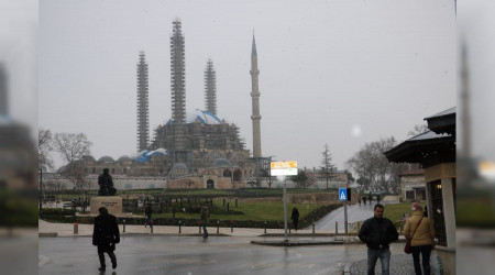 Kar yağışı Edirnelileri mutlu etti