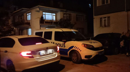 Bolu'da bir genç kız evinde bıçakla yaralandı