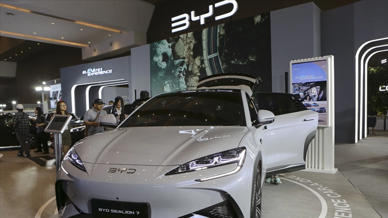 Çinli BYD, Avrupa'da Tesla'yı solladı